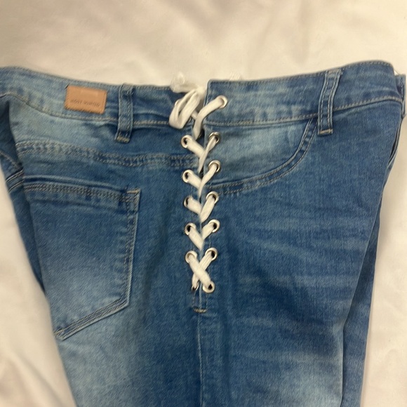 Most Wanted skinny jeans with laces on the hips woman’s size 13 - Picture 7 of 11